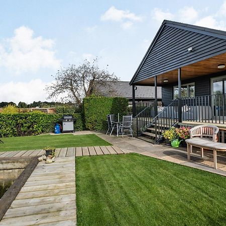 Sunset Lodge Brundall Buitenkant foto